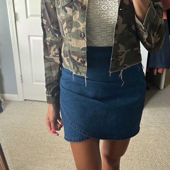 Crop Camo Jacket - Picture 4 of 5